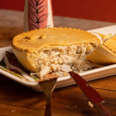 Maloneys Chicken and Mushroom Pie 200g