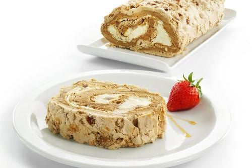 Brakes Toffee Pecan Meringue Roulade Whole 2pk, Each Serves Approx 10